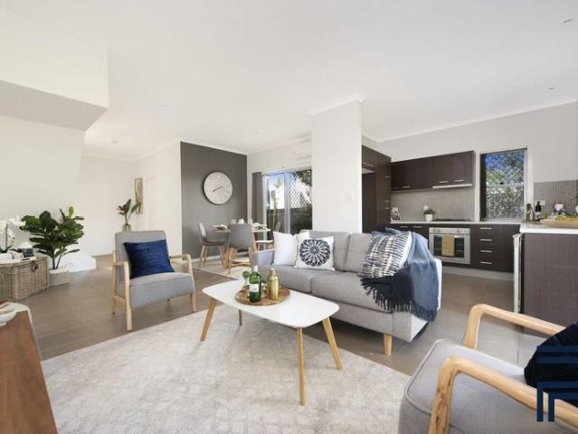 Townhouse for rent in Carina Heights, Greater Brisbane