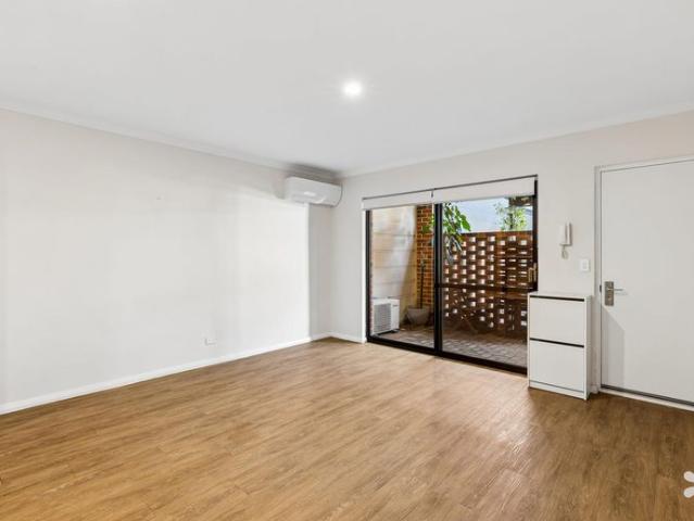 Apartment for rent in Hilton, Western Australia