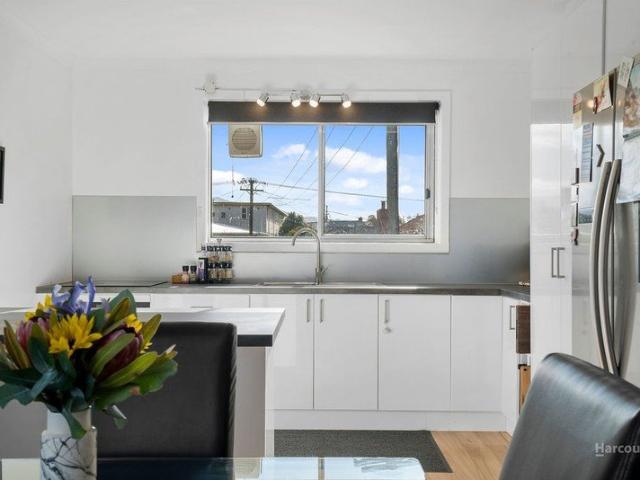 Apartment for sale in New Town, Hobart