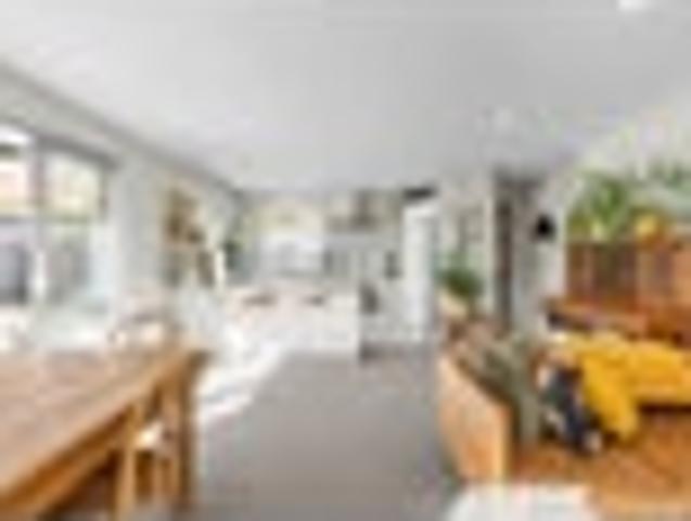 House for sale in Otakou