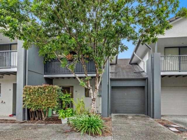 Townhouse for sale in Fernbrook, Queensland