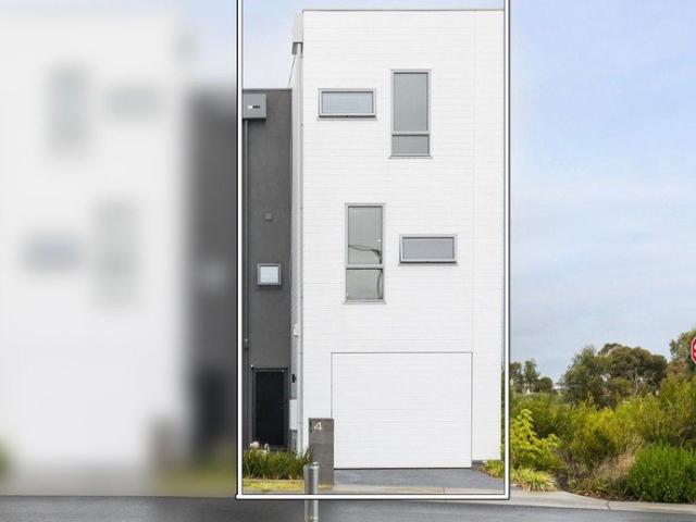Townhouse for sale in Camerons Creek, Victoria