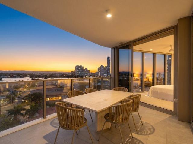 Apartment for sale in Main Beach, Gold Coast City