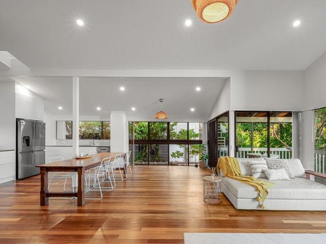 House for sale in Chapel Hill, Greater Brisbane