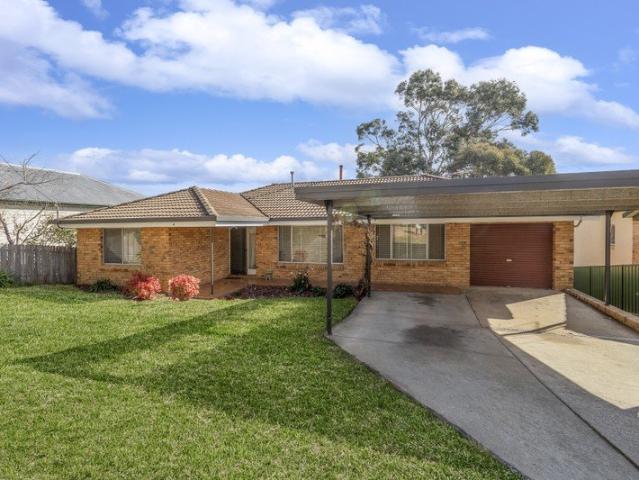 House for sale in Brisbane Grove, New South Wales