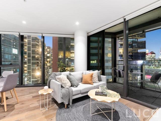 Apartment for sale in NewQuay, Melbourne