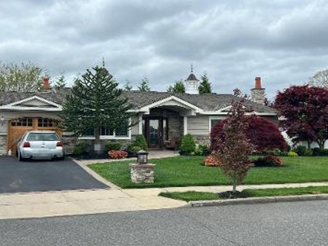 House for sale in Bohemia, New York