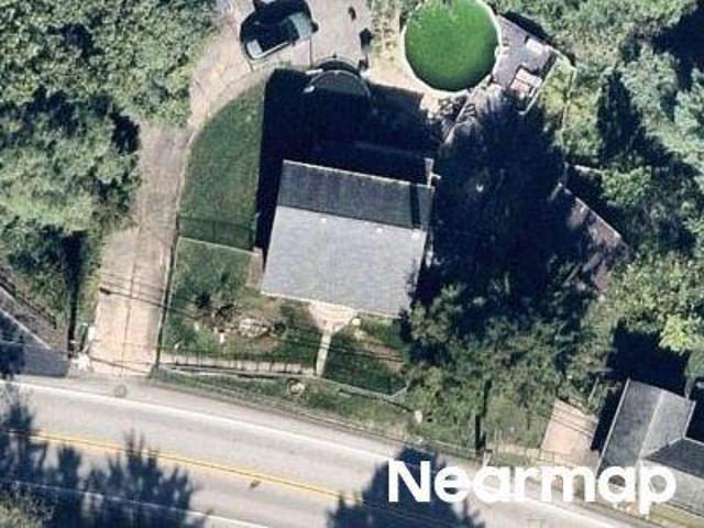 House for sale in Allison Park