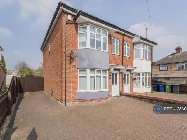 House for rent in Barnwell, Arbury