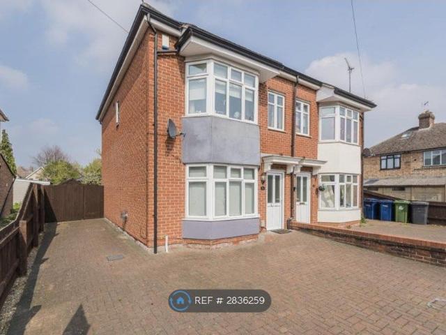 House for rent in Barnwell, Arbury