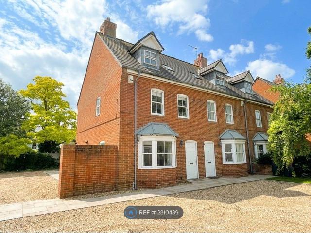 House for rent in St. Mildred's, The Bridge