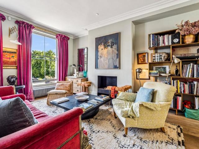 House for rent in Royal Borough of Kensington and Chelsea, Greater London