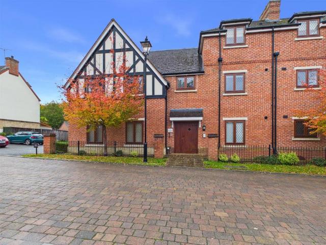 House for rent in Tiddington, Stratford-on-Avon