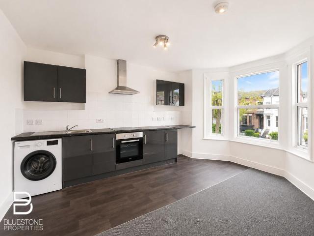 House for rent in London Borough of Croydon, Addiscombe