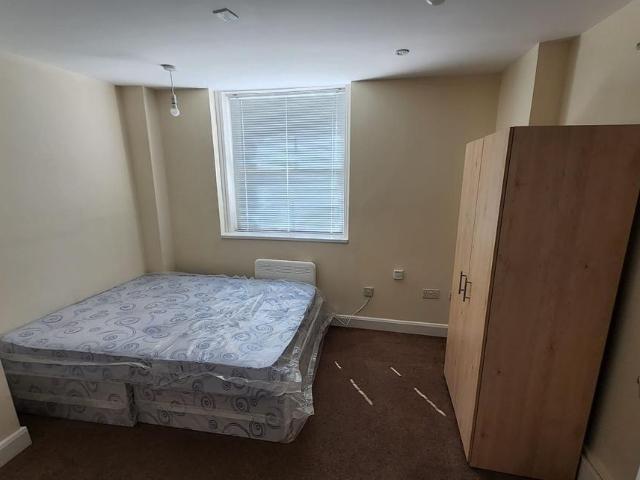 House for rent in London Borough of Croydon, Addiscombe