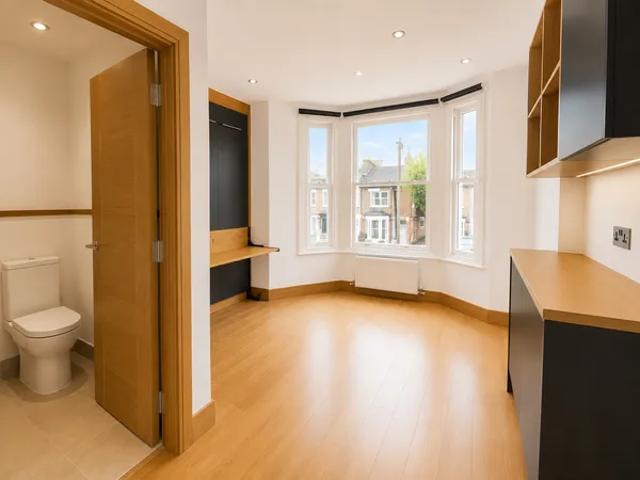 Studio for rent in London Borough of Croydon, Addiscombe
