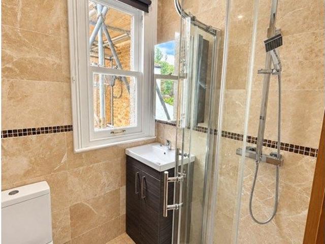 Room for rent in London Borough of Croydon, Greater London