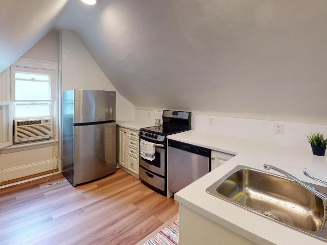 Apartment for rent in Mulhurst Bay, Ontario
