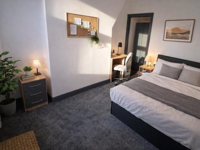 House for rent in Stoke, Stoke-on-Trent