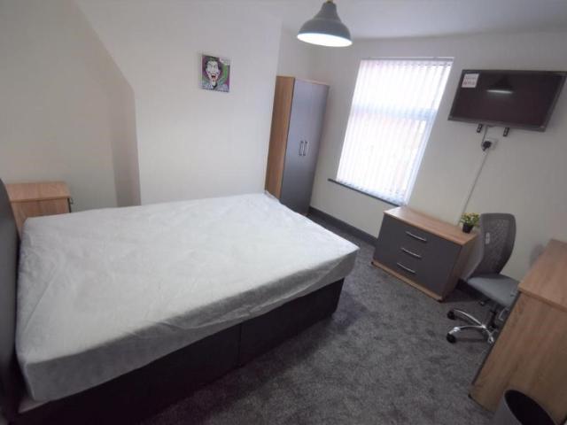 Room for rent in Stoke, Stoke-on-Trent