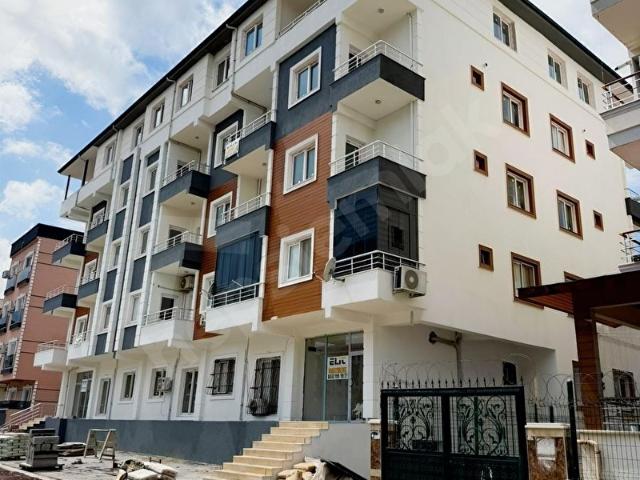 İsmet İnönü, İskenderun içerisinde satılık Dükkan