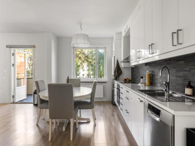 Bostadsrätt till salu i Botkyrka, Stockholm