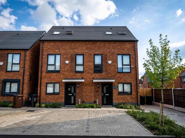 House for rent in Goldthorn Hill, West Midlands