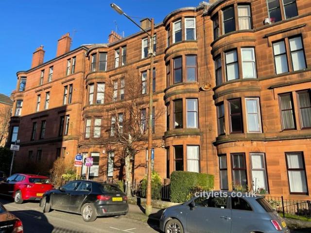 Flat for rent in Dowanhill, Scotland