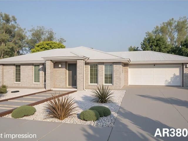 Cottage for sale in Clifton, Queensland