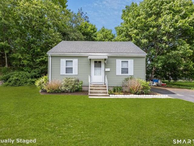 House for sale in Norwich, Connecticut