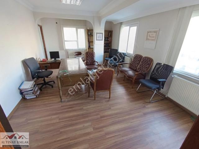Kağithane, Çeliktepe Mahallesi içerisinde kiralık Ofis