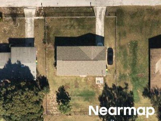 House for sale in Dundee, Florida