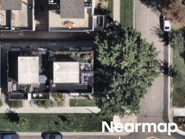 Townhouse for sale in Jefferson Park, Denver