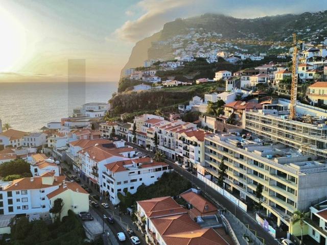 Apartamento venda em Câmara De Lobos, Ilha Da Madeira