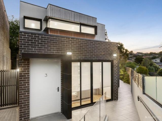 Townhouse for sale in Camerons Creek, Victoria