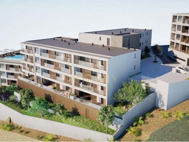 Apartamento venda em Estreito de Câmara de Lobos, Câmara De Lobos