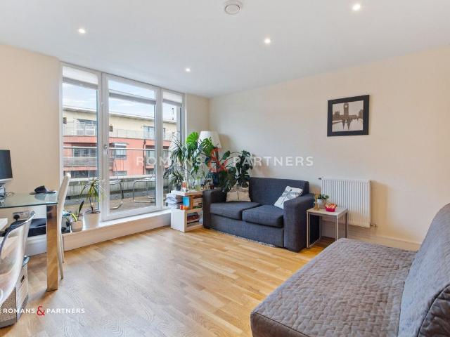 House for rent in Limehouse, Greater London