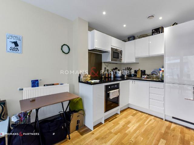 Studio for rent in Limehouse, Greater London