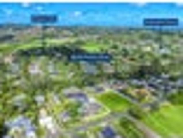 Land for sale in Paremoremo