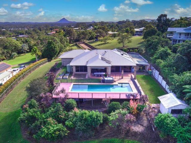Cottage for sale in Cooroy, Queensland