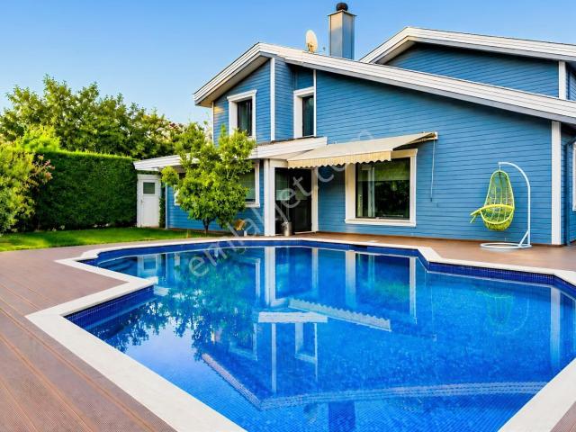 Beylikdüzü, İstanbul içerisinde kiralık Villa