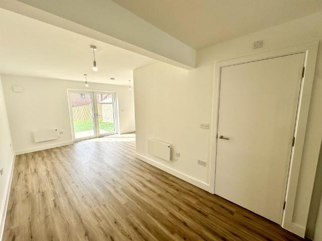 Apartment for rent in Austhorpe, West Yorkshire