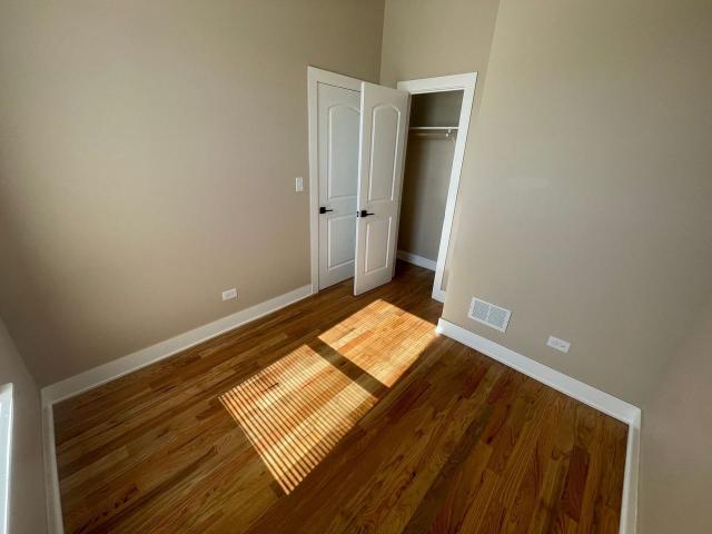 Apartment for rent in Chicago Park, Illinois