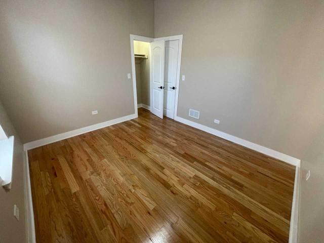 Apartment for rent in Chicago Park, Illinois