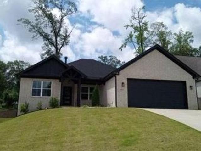 House for sale in Benton