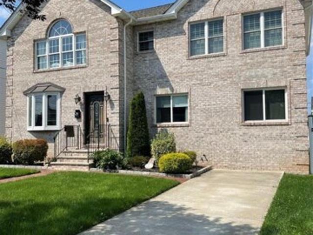 House for sale in Secaucus