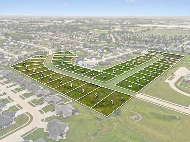 Land for sale in Cedar Falls, Iowa