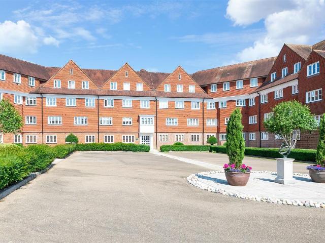 Apartment for rent in Red Hill, Surrey