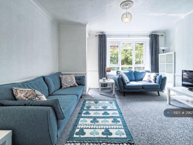 Apartment for rent in London Borough of Ealing, Greater London