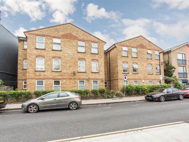 Apartment for rent in Bromley-by-Bow, Bow